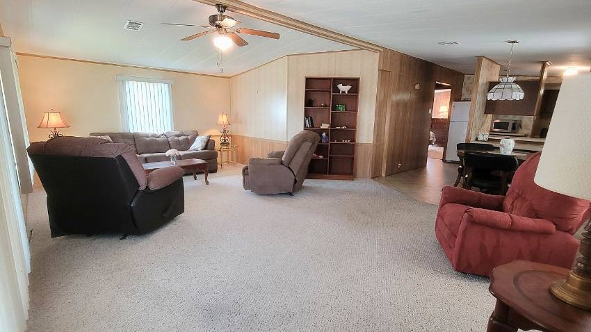 210 Sweet Circle a Winter Haven, FL Mobile or Manufactured Home for Sale